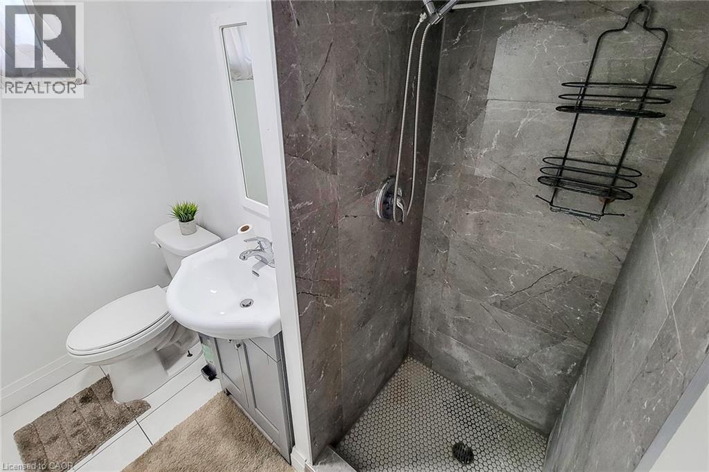 12 Maitland Avenue, Hamilton, ON