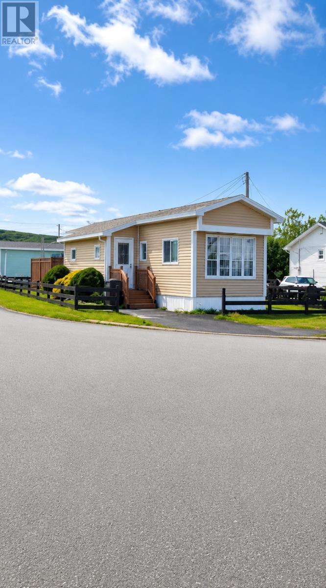 4 Springhill Road, Fortune, NL
