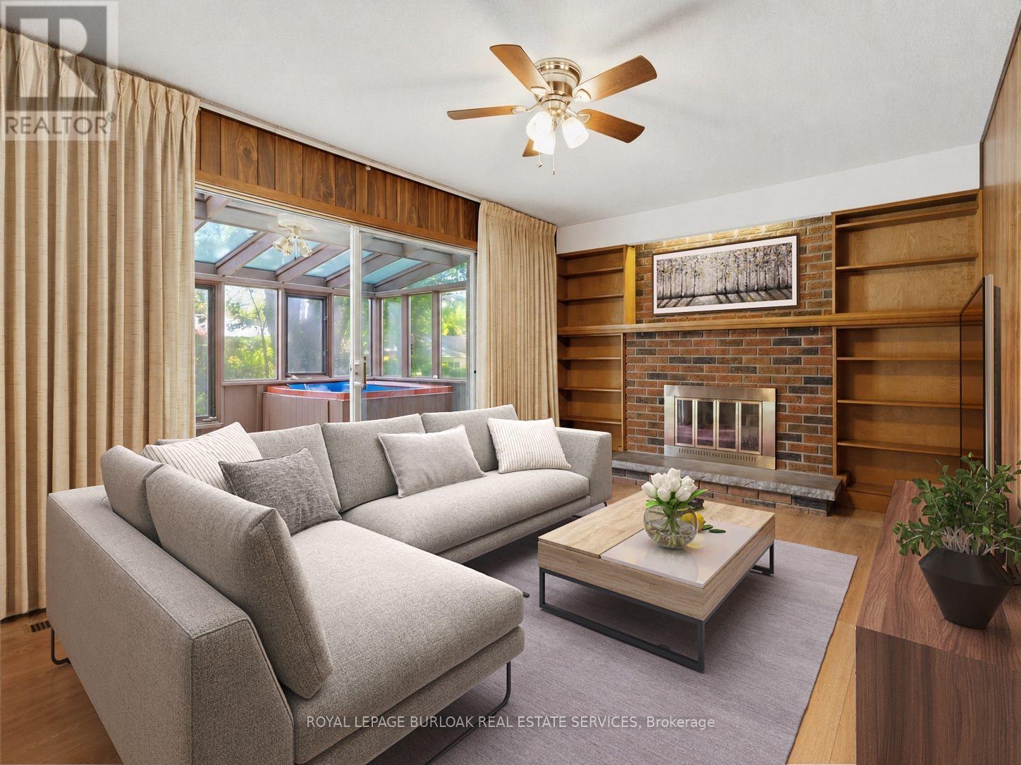 258 Camelot Drive, Burlington, ON