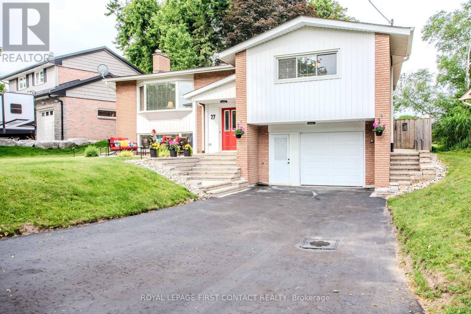 27 Tower Crescent, Barrie, ON