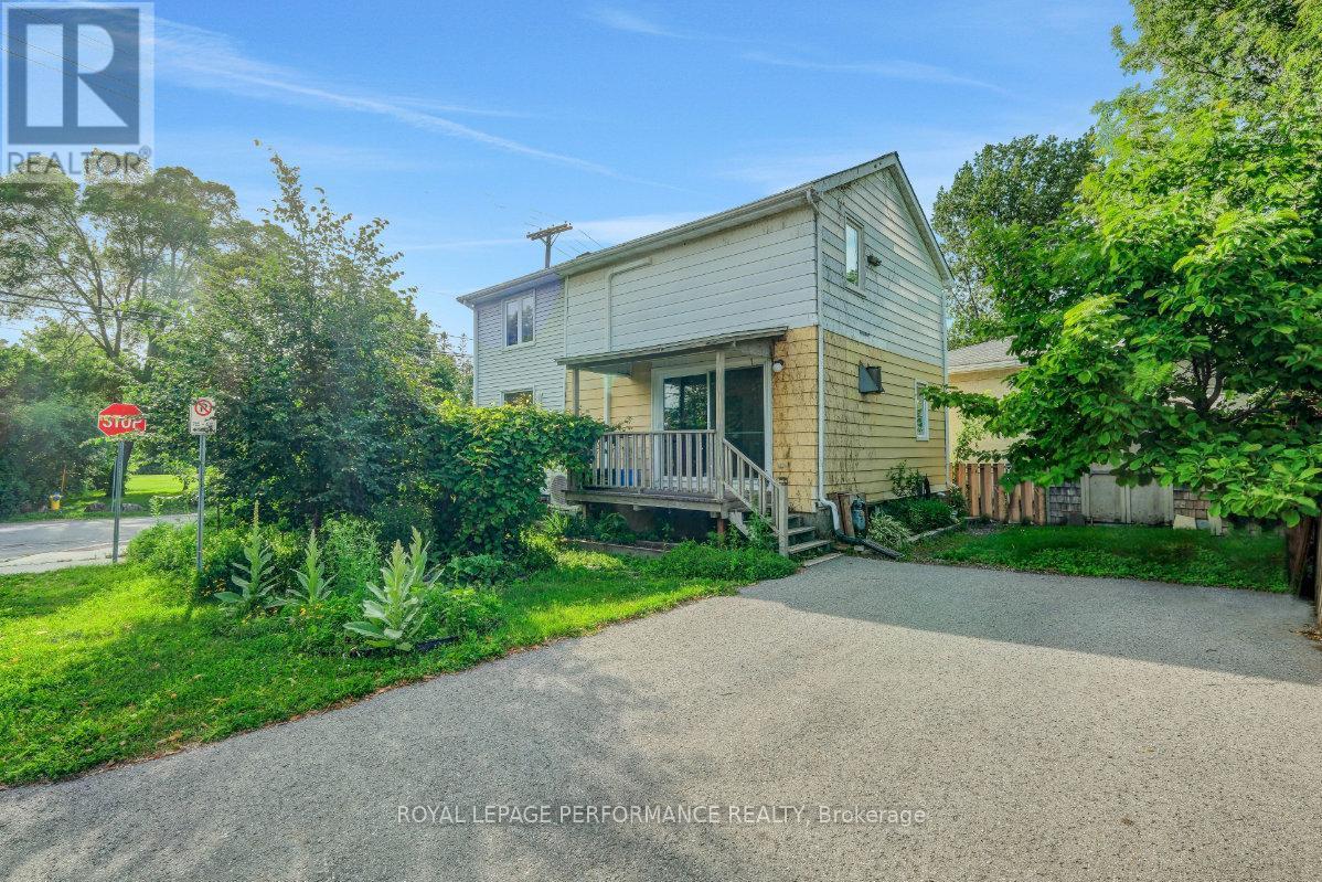 1141 North River Road, Ottawa, ON