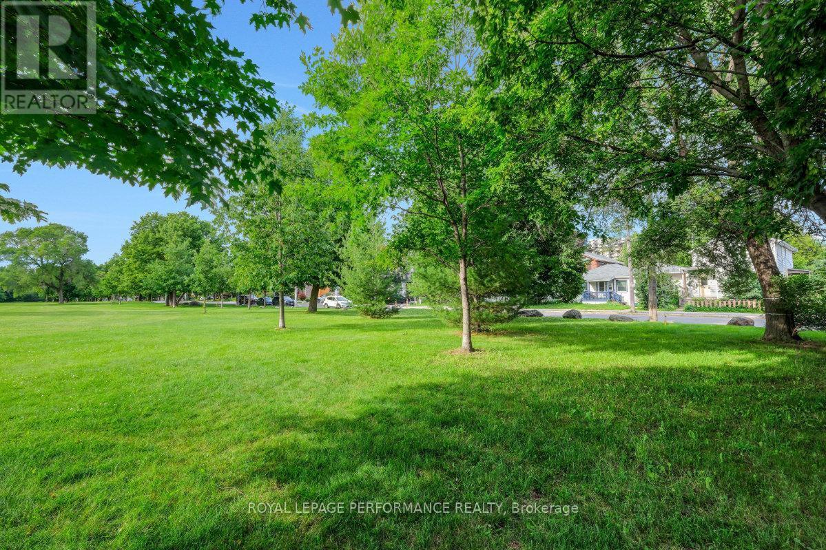 1141 North River Road, Ottawa, ON