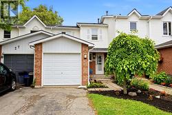 25 HANNING COURT Clarington (Bowmanville), ON L1C 4R3