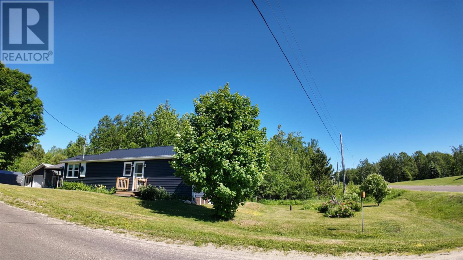 1607 Hilton Rd, Jocelyn Township, ON - Outdoor