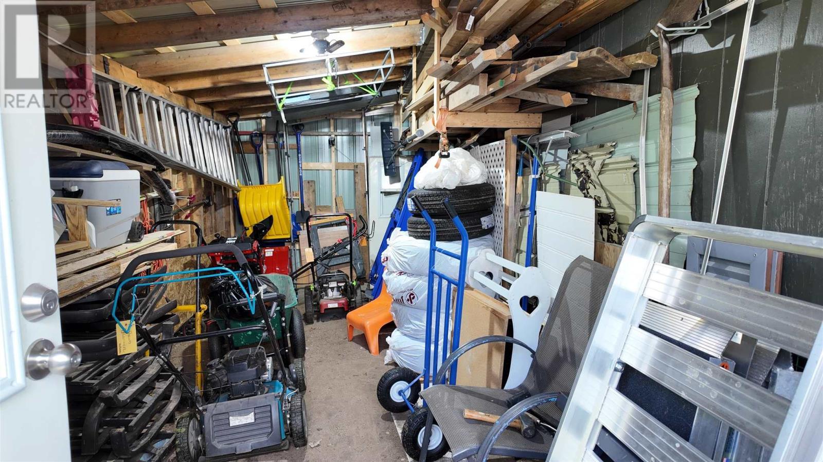 1607 Hilton Rd, Jocelyn Township, ON - Indoor Photo Showing Basement
