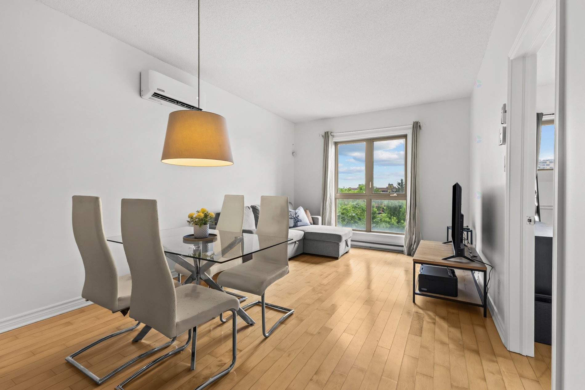 Dining Room - 409-8540 Rue Raymond-Pelletier, Montréal (Ahuntsic-Cartierville), QC