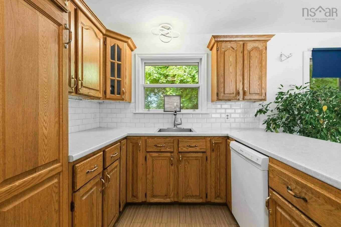 38 Dawson Street, Bridgewater, NS