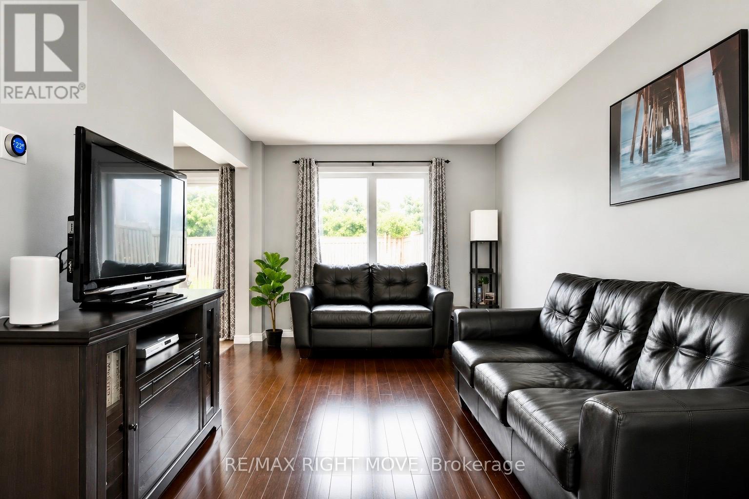 21 Michael Crescent, Barrie, ON