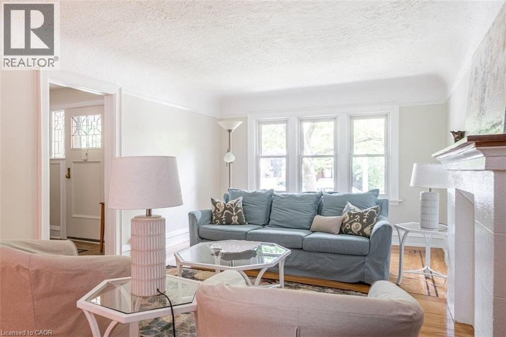 11 Dromore Crescent, Hamilton, ON - Indoor Photo Showing Living Room With Fireplace