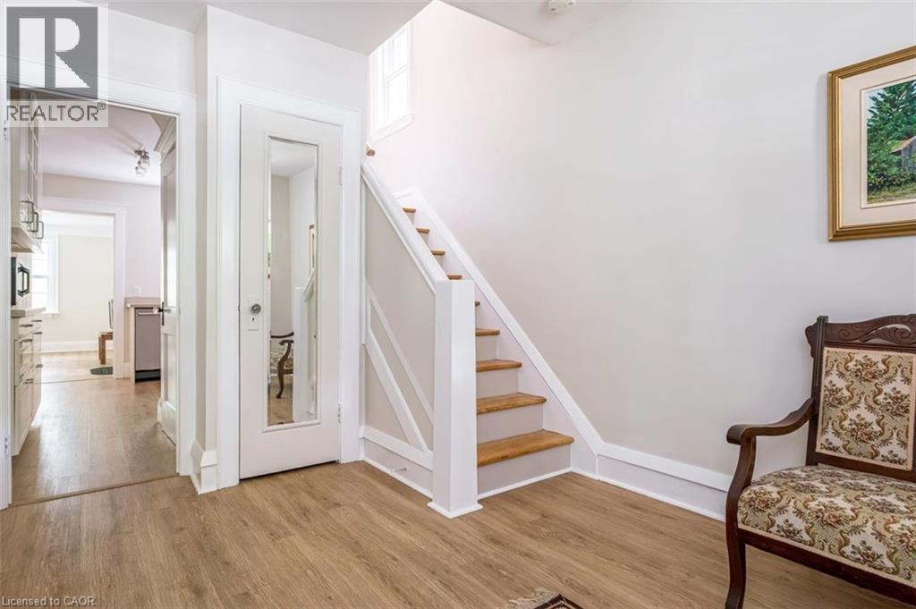 11 Dromore Crescent, Hamilton, ON - Indoor Photo Showing Other Room