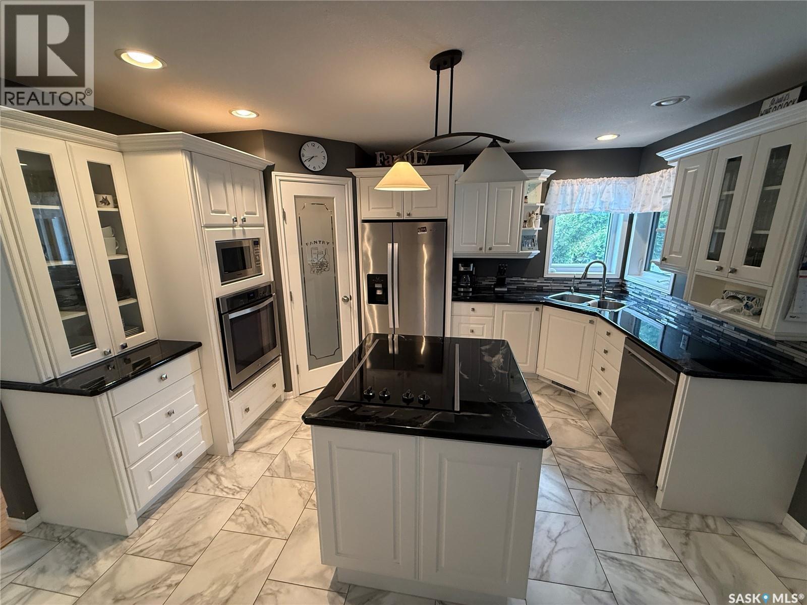 708 Adamson Crescent, Shellbrook, SK