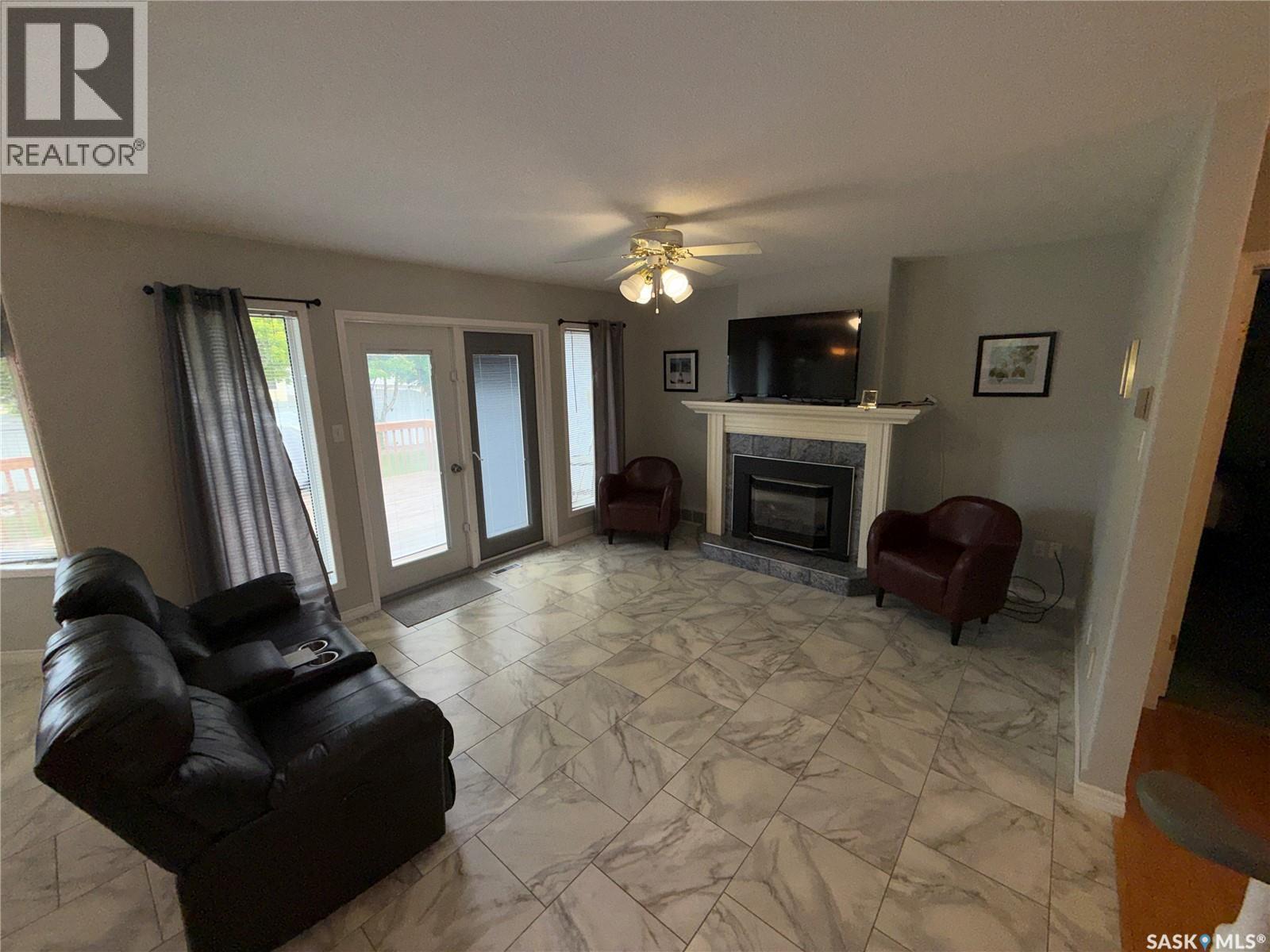 708 Adamson Crescent, Shellbrook, SK