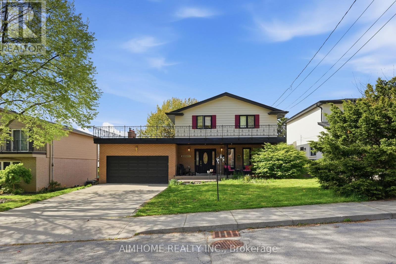 23 Hildegard Drive, Hamilton, ON