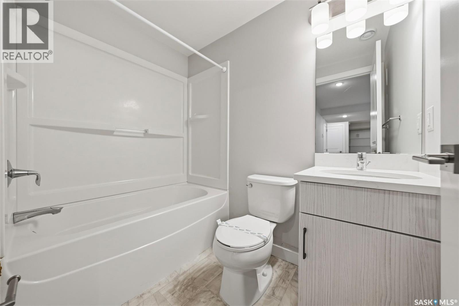 139 Stilling Mews, Saskatoon, SK