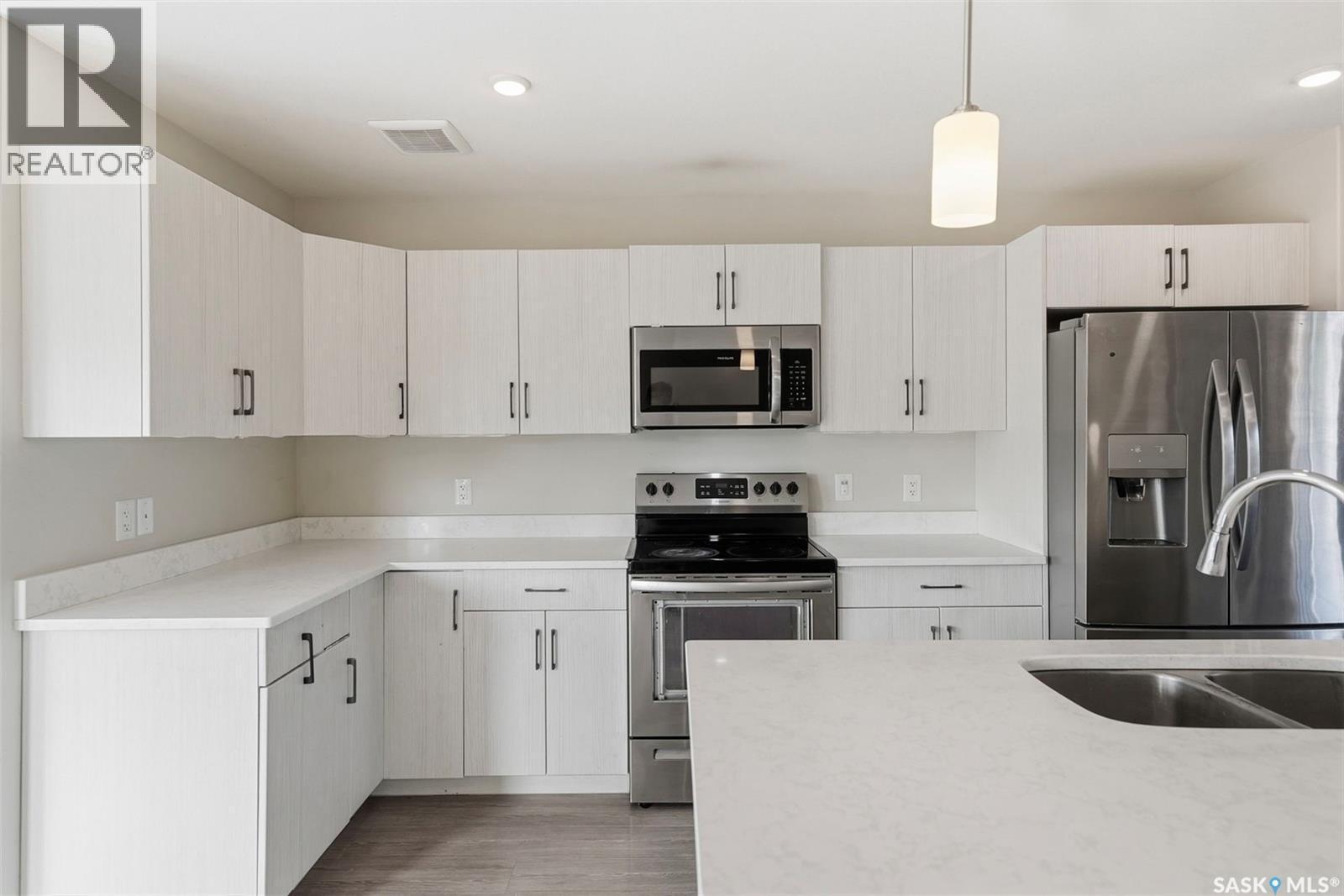 139 Stilling Mews, Saskatoon, SK