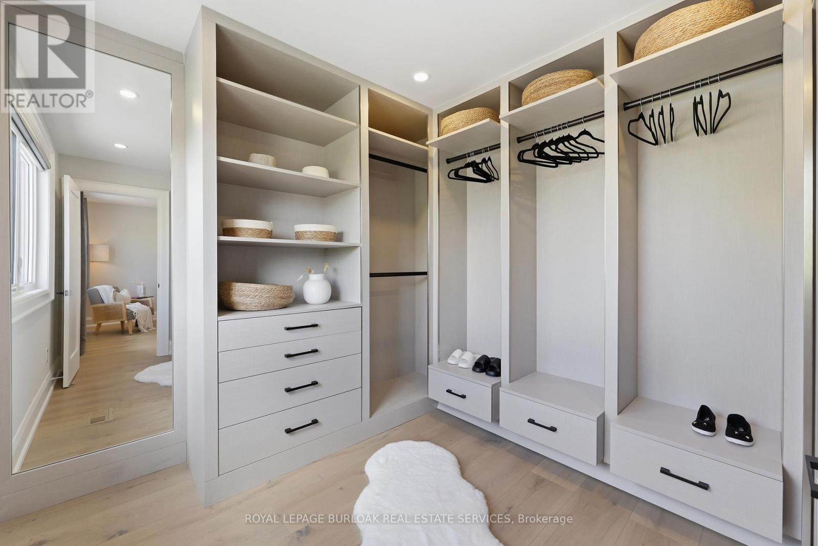 2029 Kempton Park Drive, Mississauga, ON - Indoor