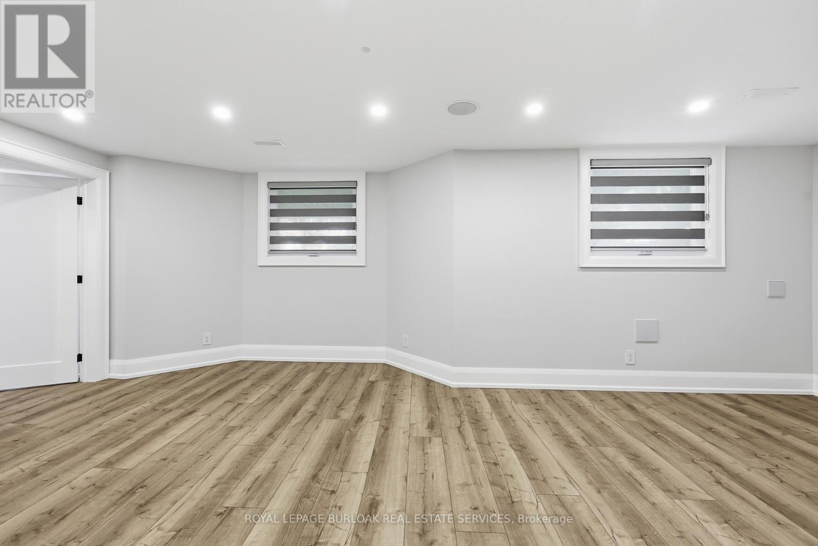 2029 Kempton Park Drive, Mississauga, ON - Indoor Photo Showing Other Room