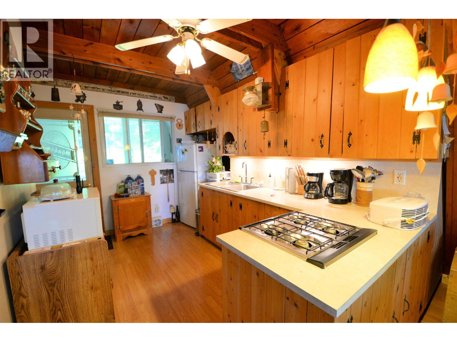 50760 Lloyd Drive, Cluculz Lake, BC