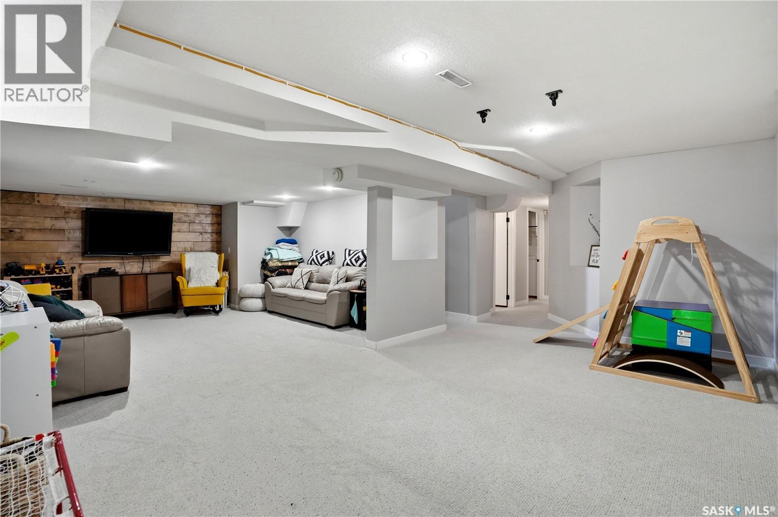 3342 Linden Grove, Regina, SK