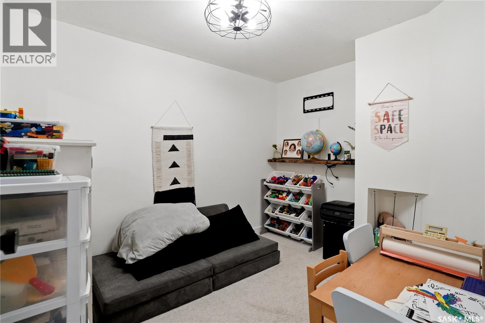 3342 Linden Grove, Regina, SK