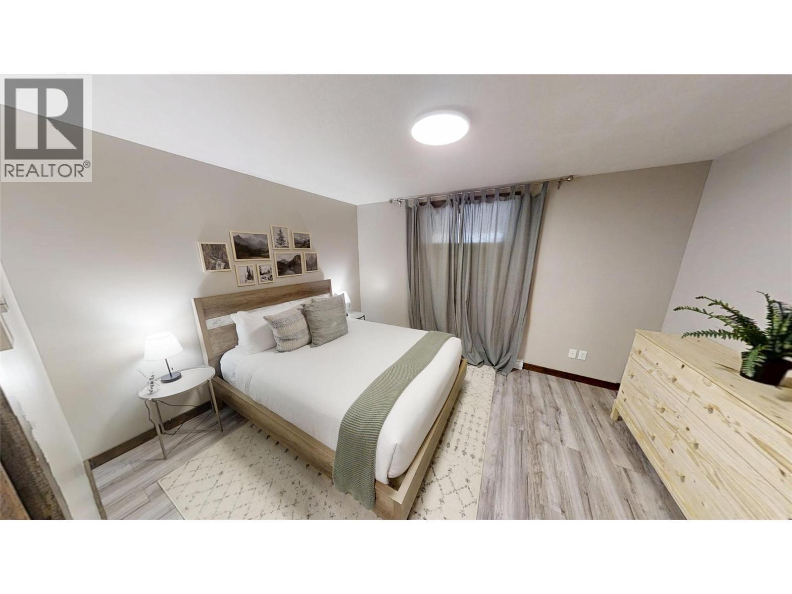 Bedroom - 1600 14Th Street, Invermere, BC