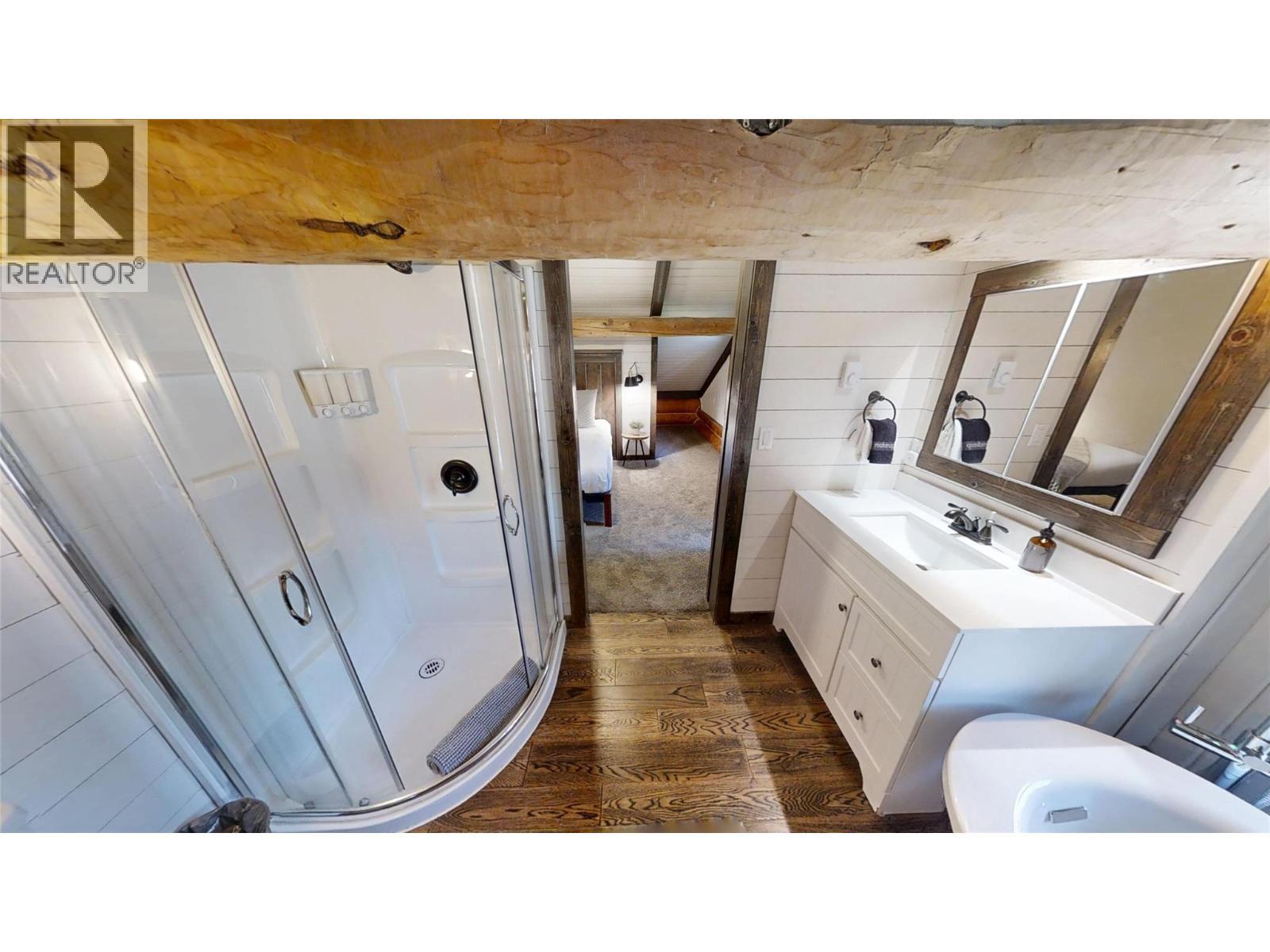 1600 14Th Street, Invermere, BC