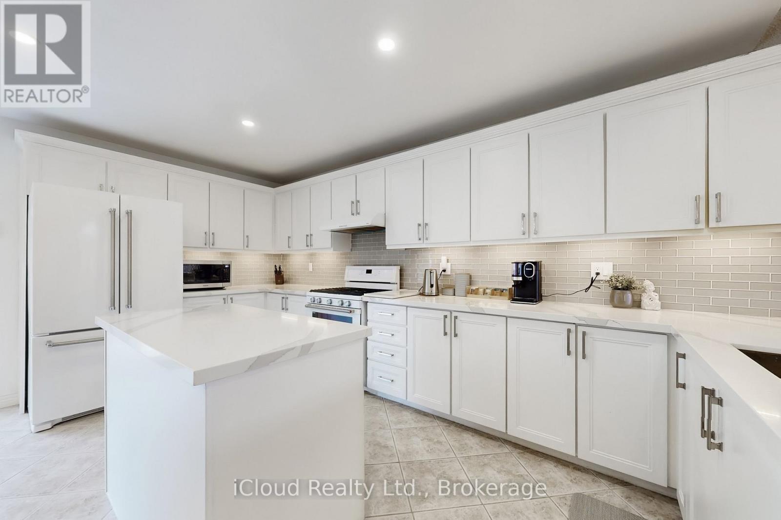 197 Mapleton Avenue, Barrie, ON