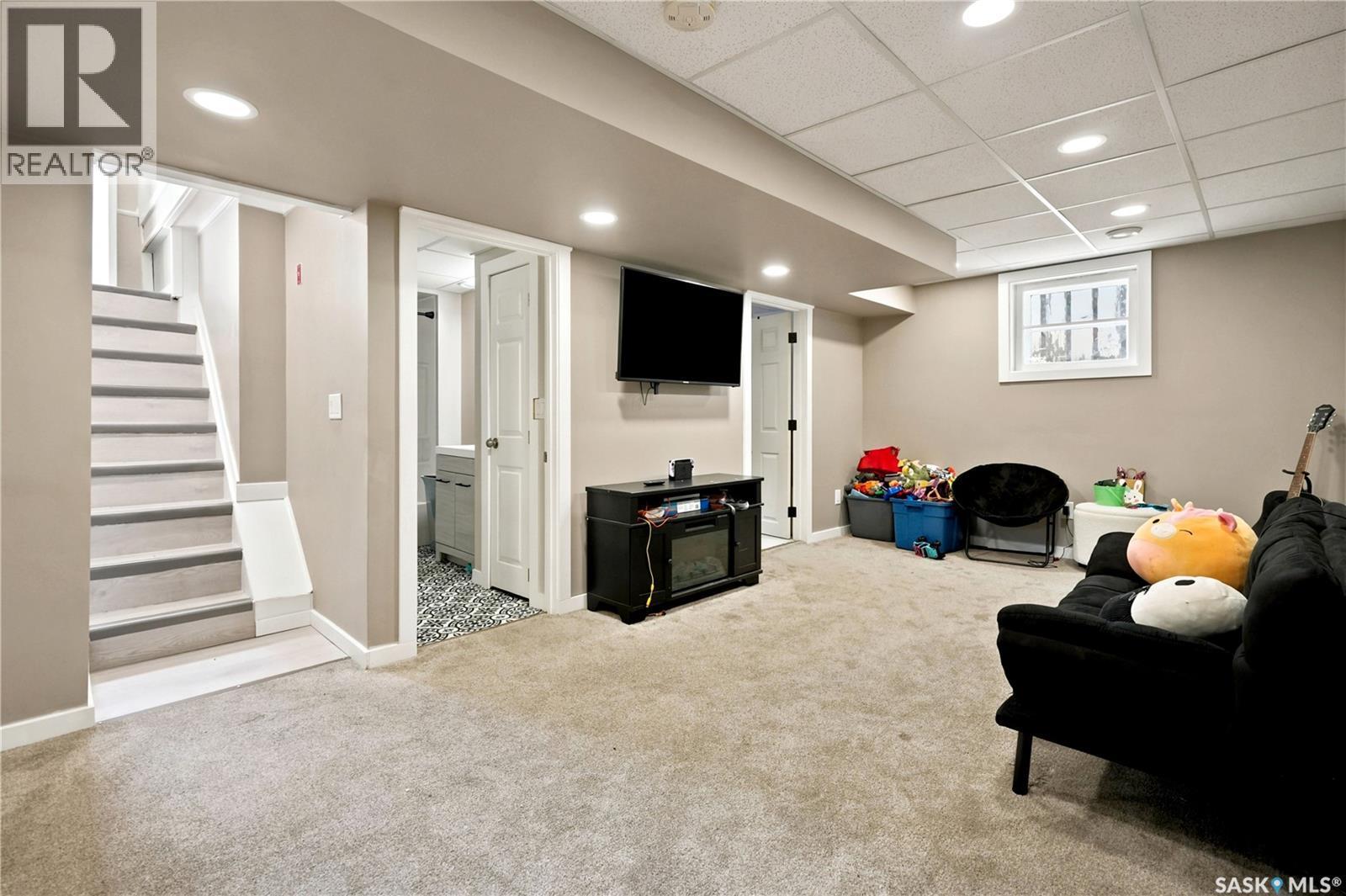 4805 7Th Avenue, Regina, SK