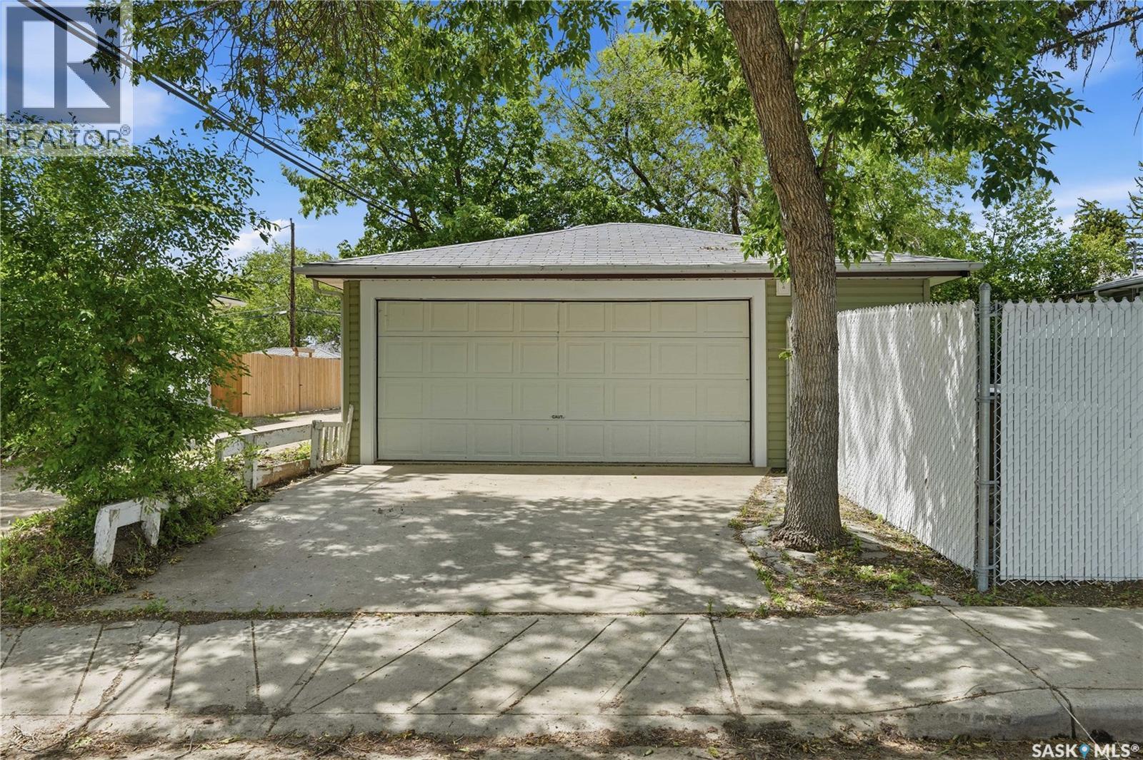 4805 7Th Avenue, Regina, SK