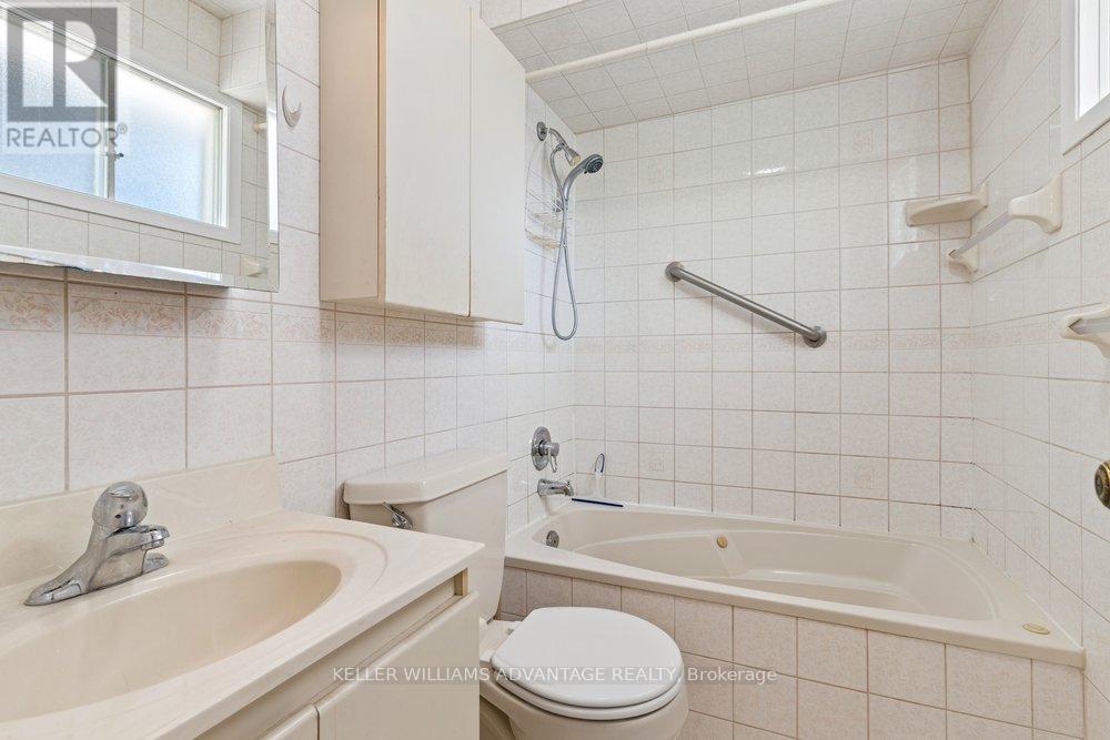 2192 Castlestone Court, Mississauga, ON