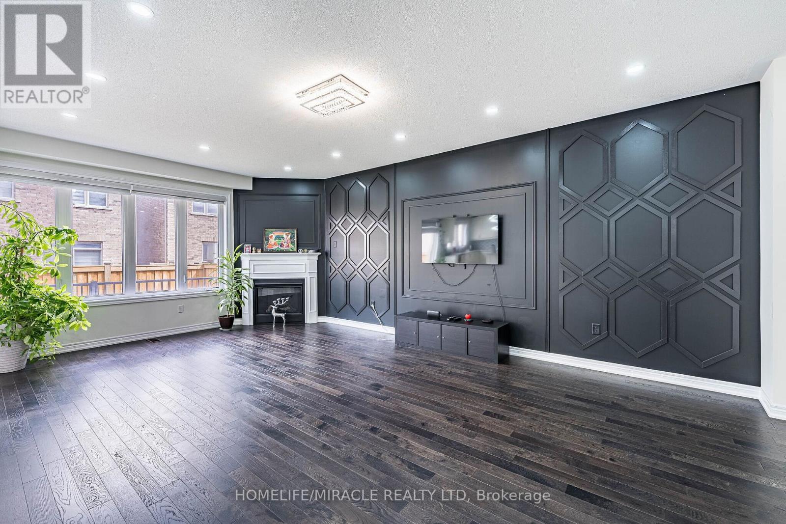 21 Junior Road, Brampton, ON