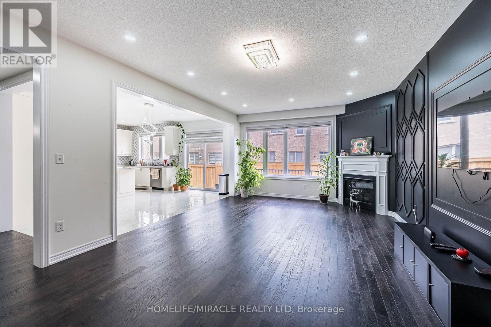 21 Junior Road, Brampton, ON