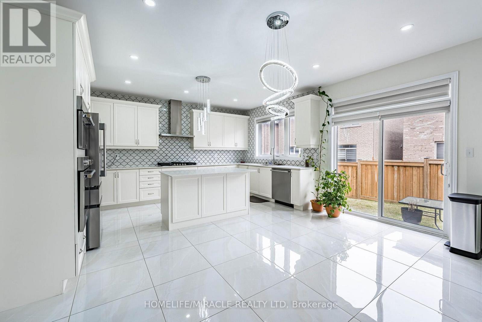 21 Junior Road, Brampton, ON