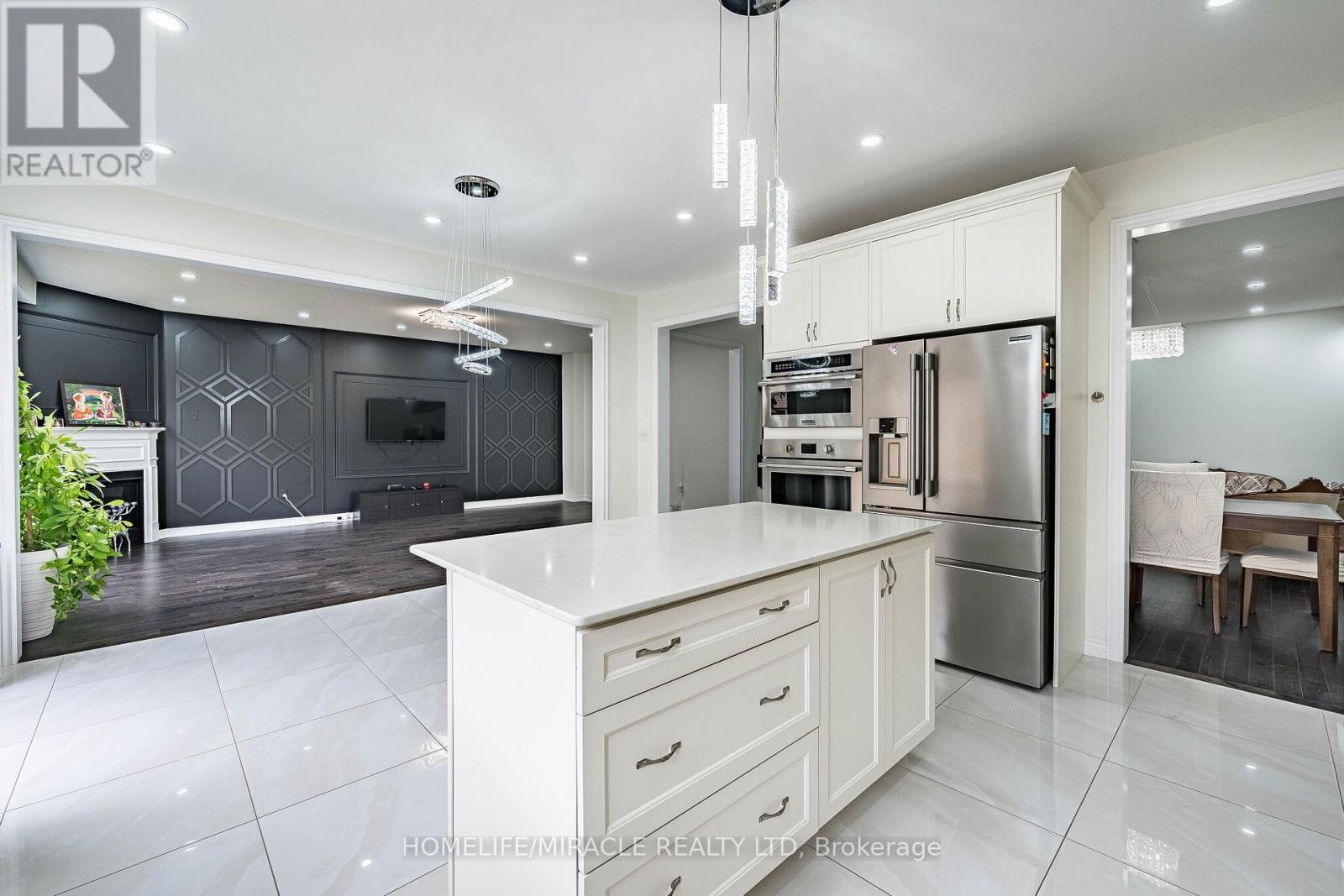 21 Junior Road, Brampton, ON