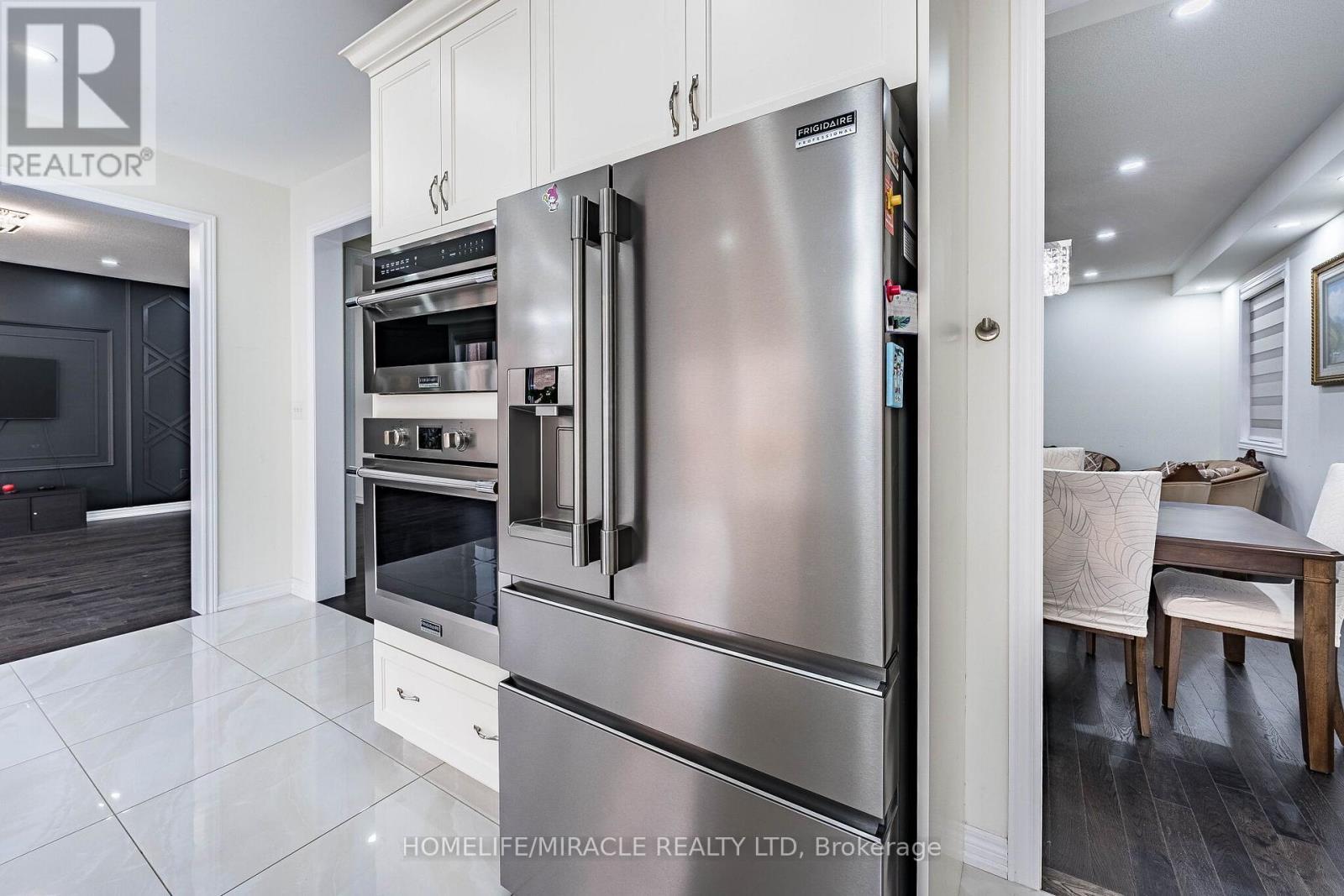 21 Junior Road, Brampton, ON