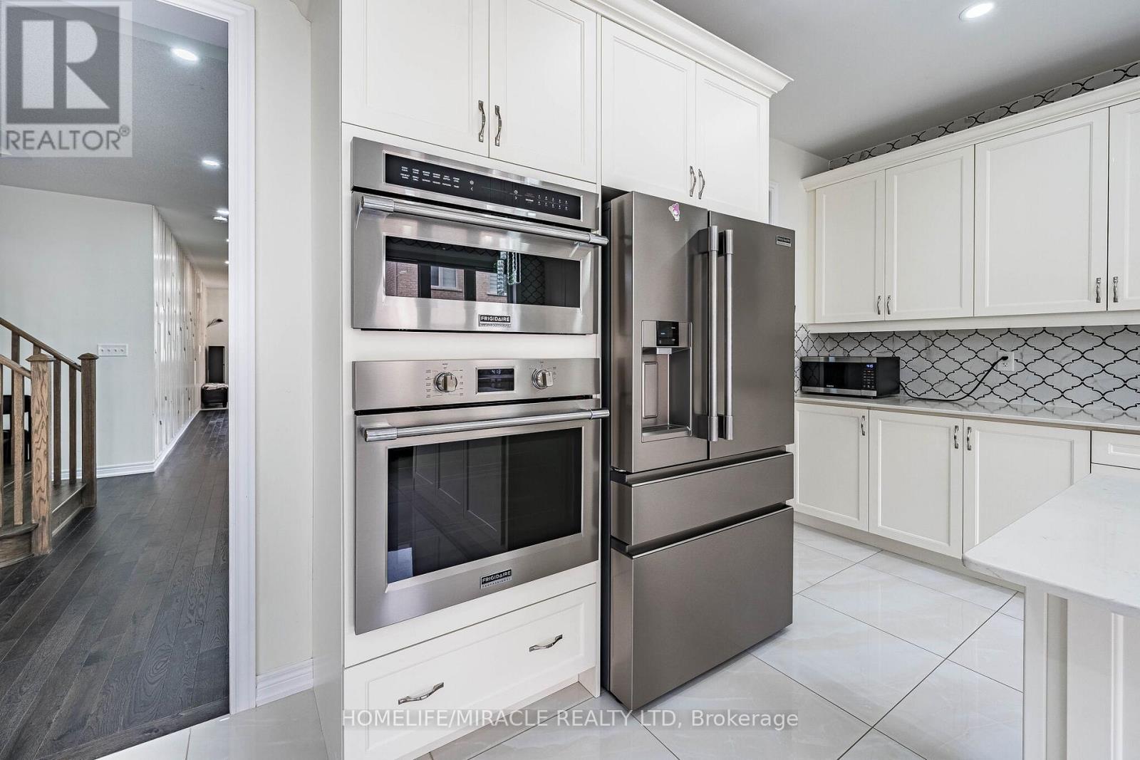 21 Junior Road, Brampton, ON