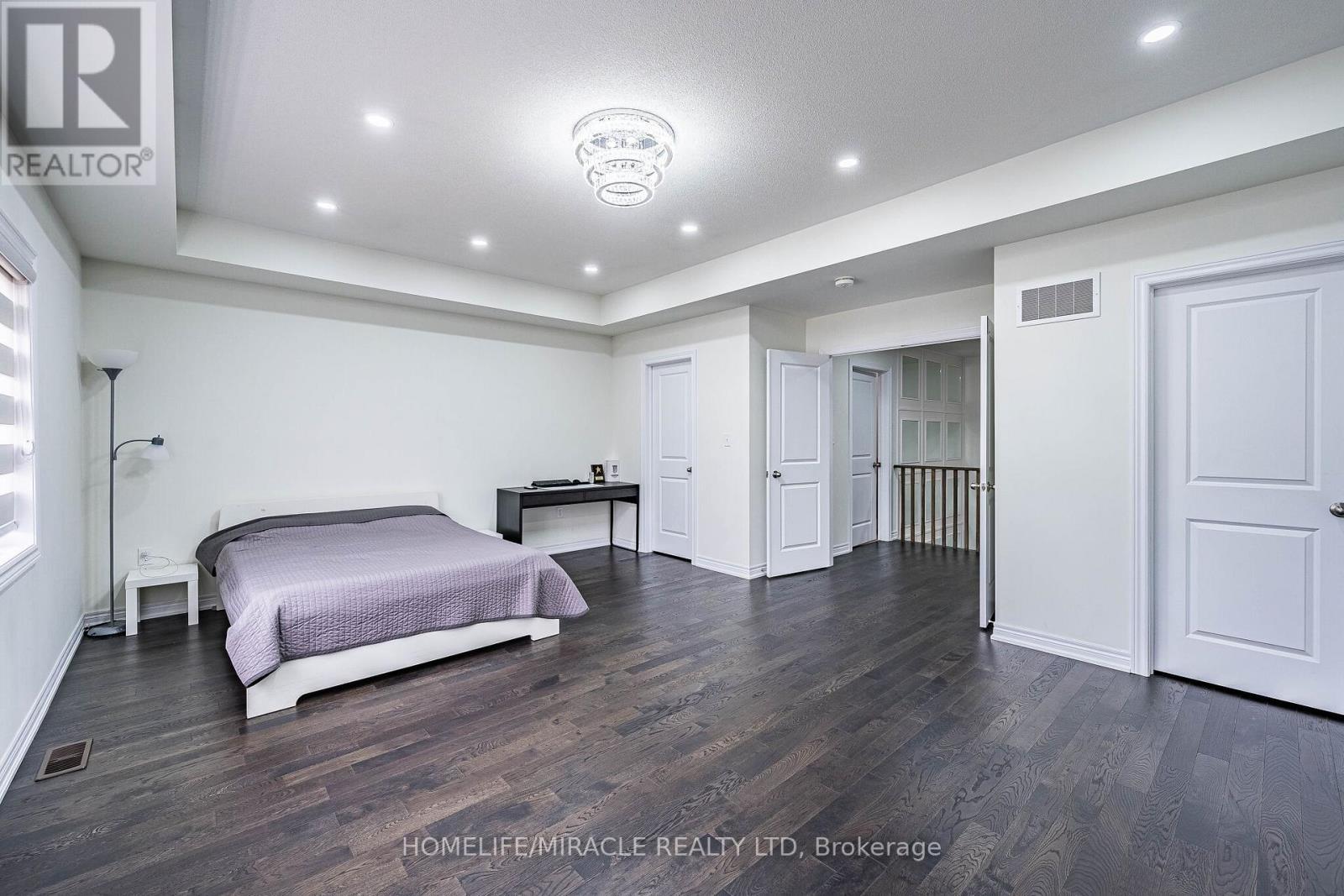 21 Junior Road, Brampton, ON