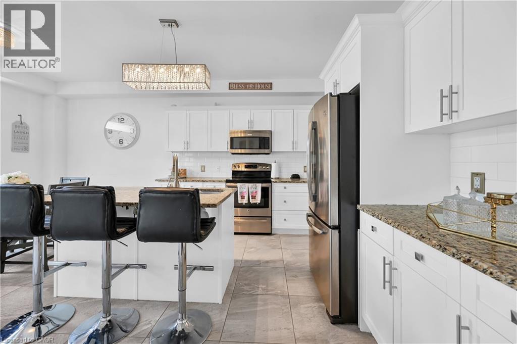 130 Chartwell Circle, Hamilton, ON