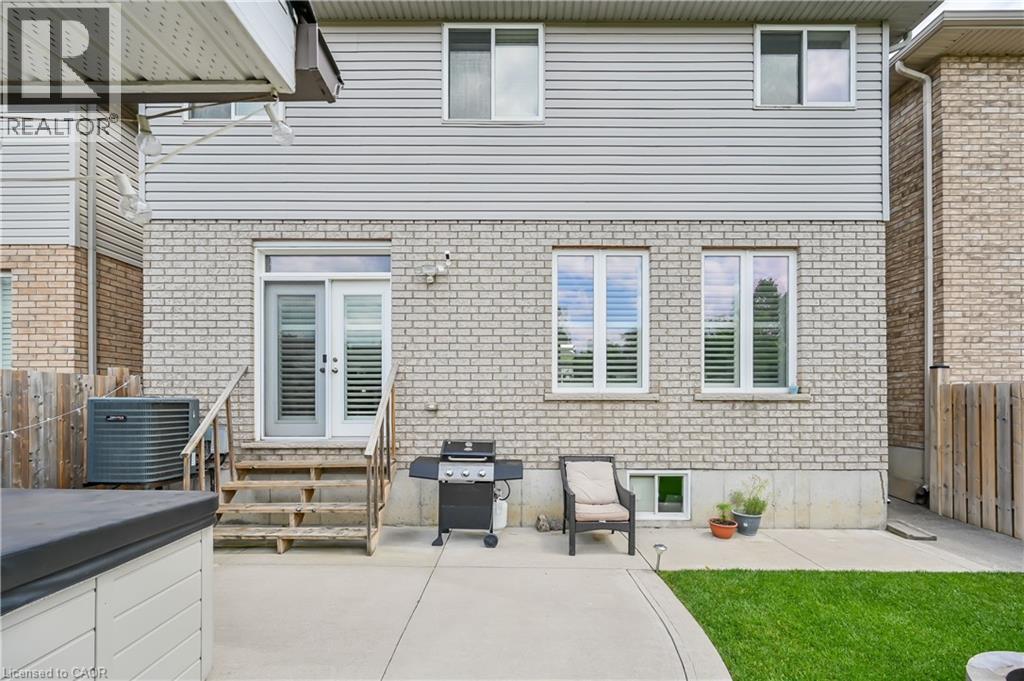 130 Chartwell Circle, Hamilton, ON