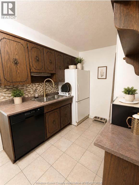 3740 Dominion, Windsor, ON