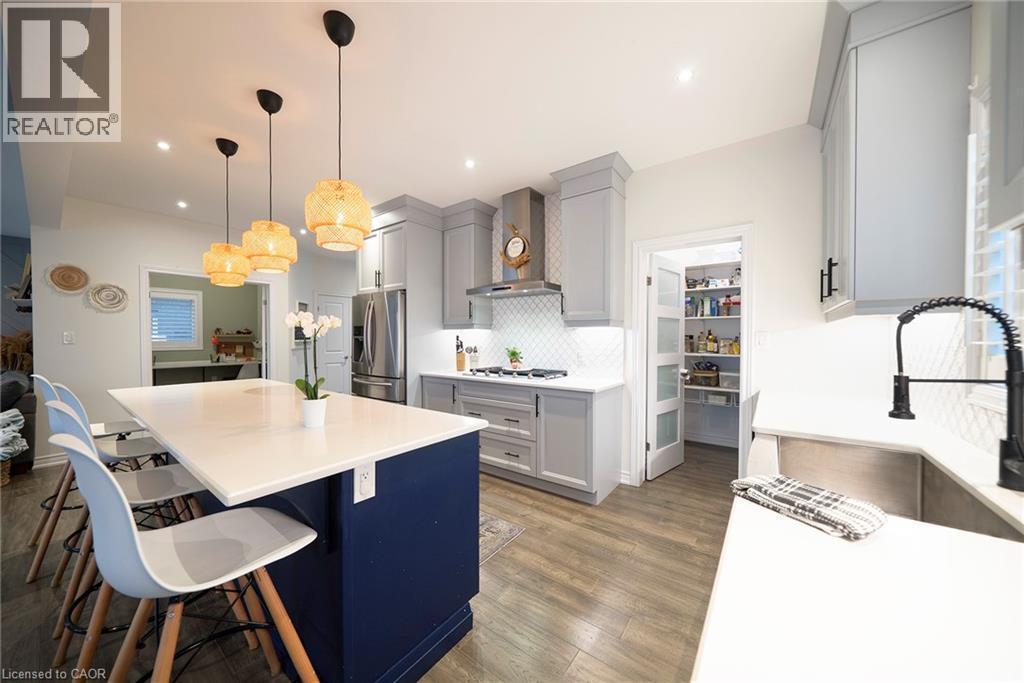 73 Eleanor Avenue, Hamilton, ON