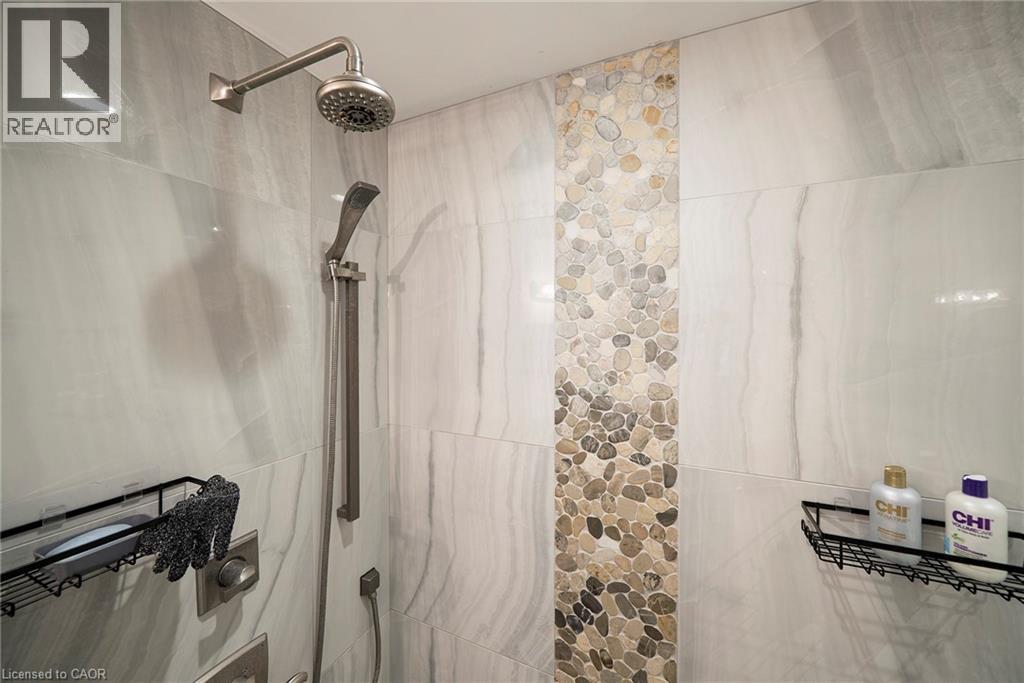 73 Eleanor Avenue, Hamilton, ON