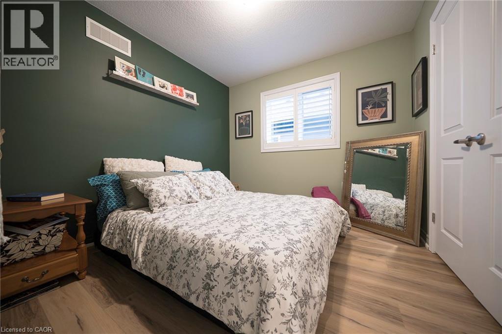 73 Eleanor Avenue, Hamilton, ON