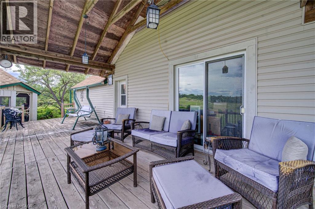 covered back deck - 1032 Gore Road, Hamilton, ON