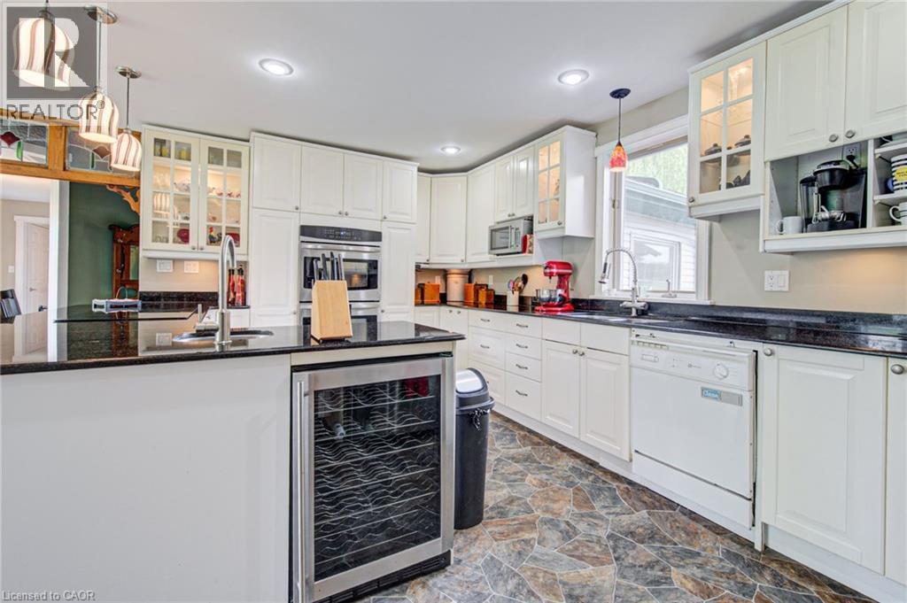 Kitchen - 1032 Gore Road, Hamilton, ON