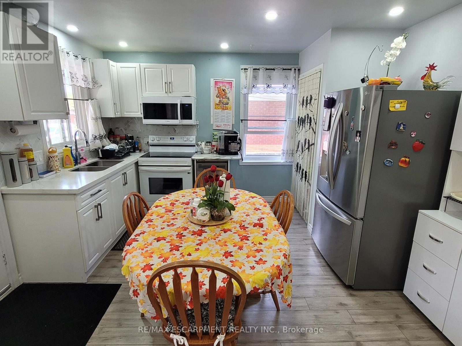 239 West 18Th Street, Hamilton, ON