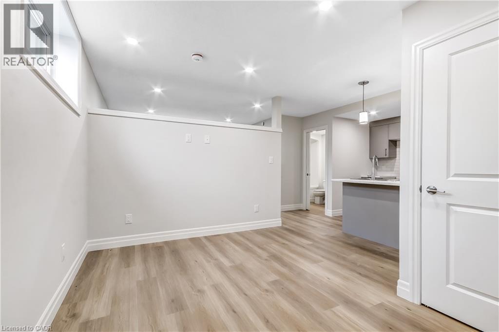 3 Hoylake Road, St. Thomas, ON - Indoor Photo Showing Other Room