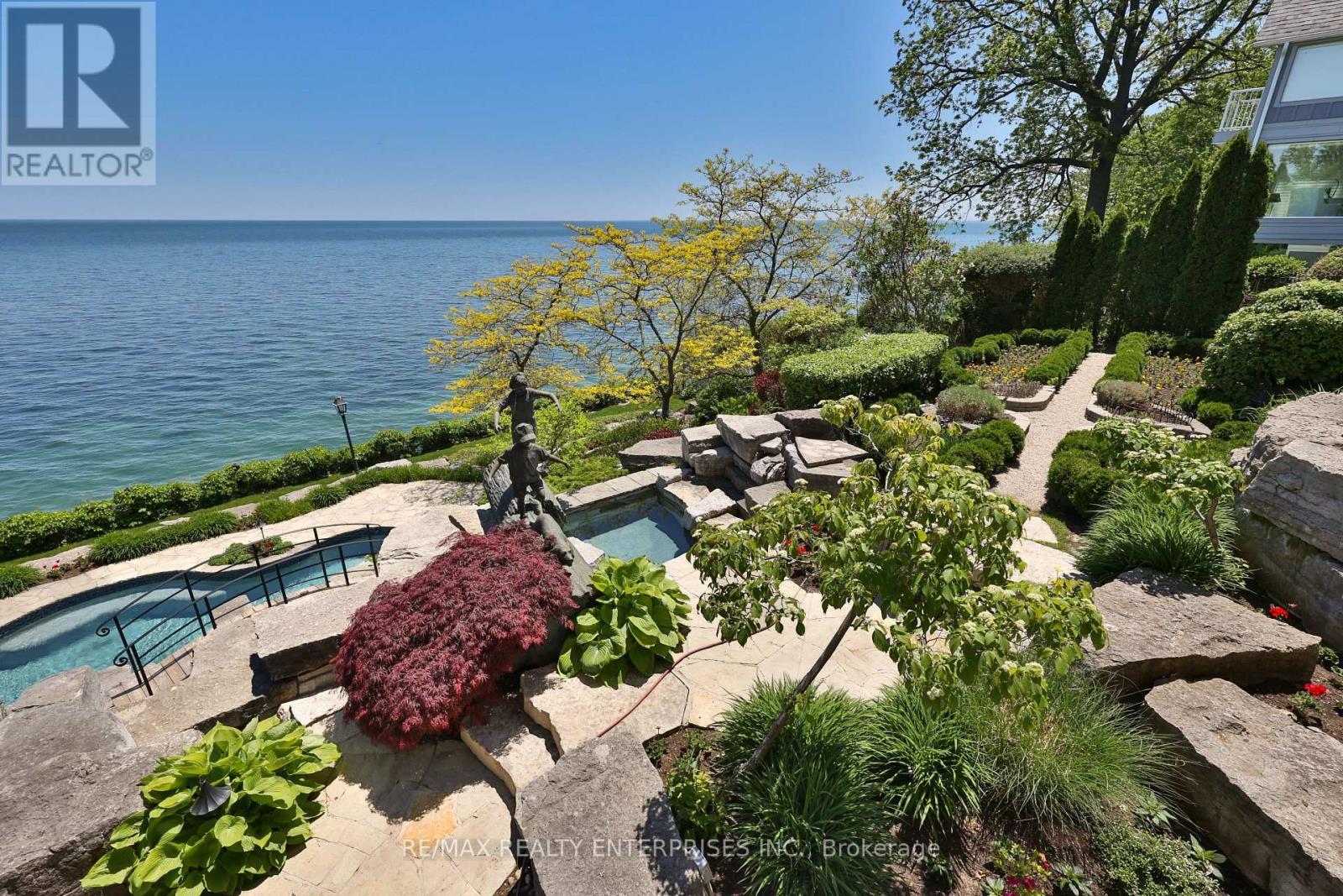 872 Whittier Crescent, Mississauga, ON