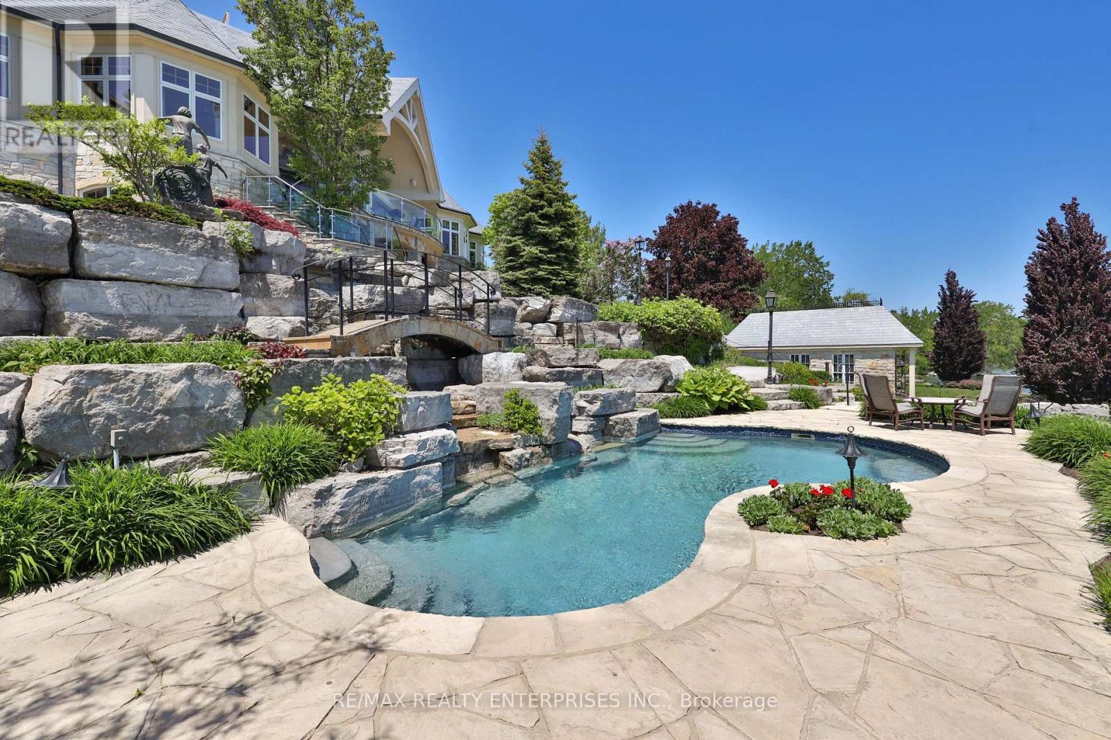 872 Whittier Crescent, Mississauga, ON