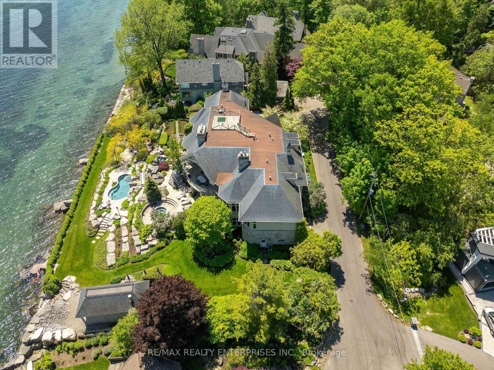 872 Whittier Crescent, Mississauga, ON